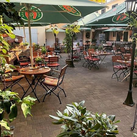 Pension Goldene Mitte Groß-Zimmern Eksteriør bilde